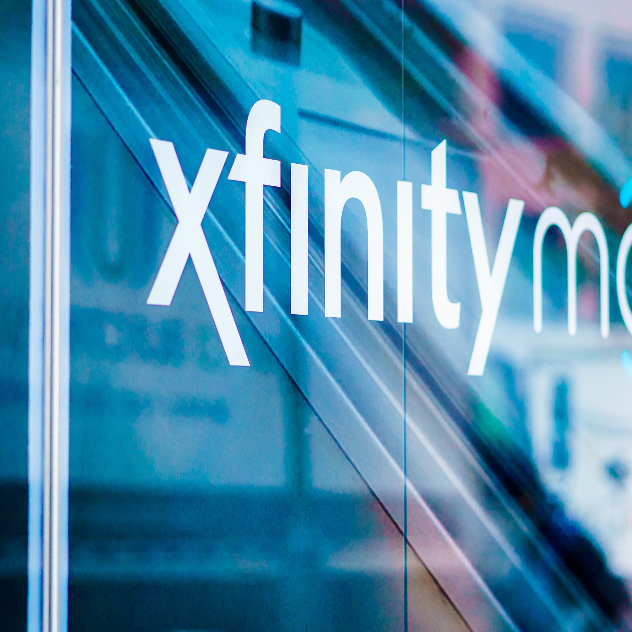 Comcast sees wireless revenues up 40% year-over-year