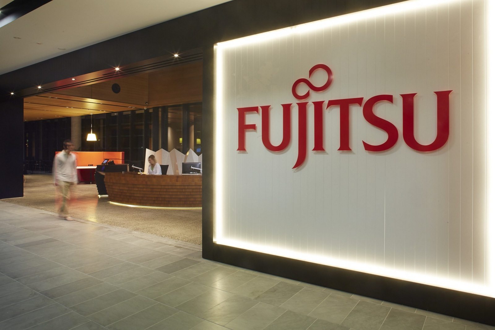 Fujitsu launches 5G vRAN to help reduce CO2 emissions