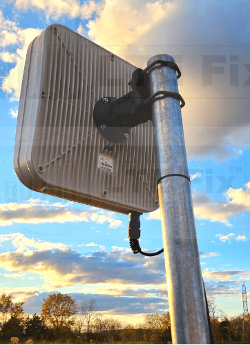 5G 4×4 MIMO Outdoor Antenna Enclosure with Gigabit PoE Router and Quectel RM500Q-AE Bundle