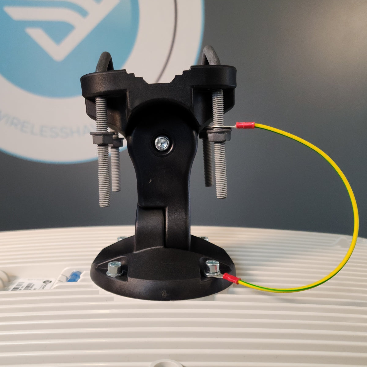 WiSecure Antenna and Enclosure Mounting System